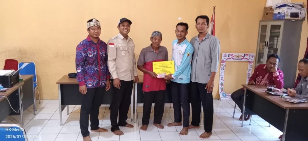 Penyaluran BLT-DD Tahap Pertama Di Desa Srikaton Berjalan Lancar Penyaluran BLT-DD Tahap Pertama Di Desa Srikaton Berjalan Lancar