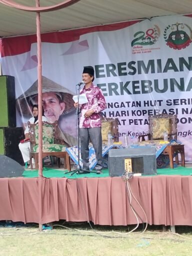 *KOPERASI PERKEBUNAN KOPI KEPAHIANG RESMI DIBENTUK, DIWARNAI TARI BANTENG LEMBUR SURO* *KOPERASI PERKEBUNAN KOPI KEPAHIANG RESMI DIBENTUK, DIWARNAI TARI BANTENG LEMBUR SURO*