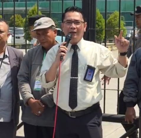Miris !! Razim Oligarki Kebiri Keadilan di Subang Jurnalis Dikriminalisasi Miris !! Razim Oligarki Kebiri Keadilan di Subang Jurnalis Dikriminalisasi