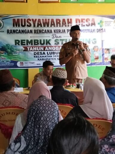 *CAMAT DARUL KOTNI S.E HADIRI MUSYAWARAH DESA RKPDes & REMBUK STUNTING DESA LUBUK SAUNG* *CAMAT DARUL KOTNI S.E HADIRI MUSYAWARAH DESA RKPDes & REMBUK STUNTING DESA LUBUK SAUNG*