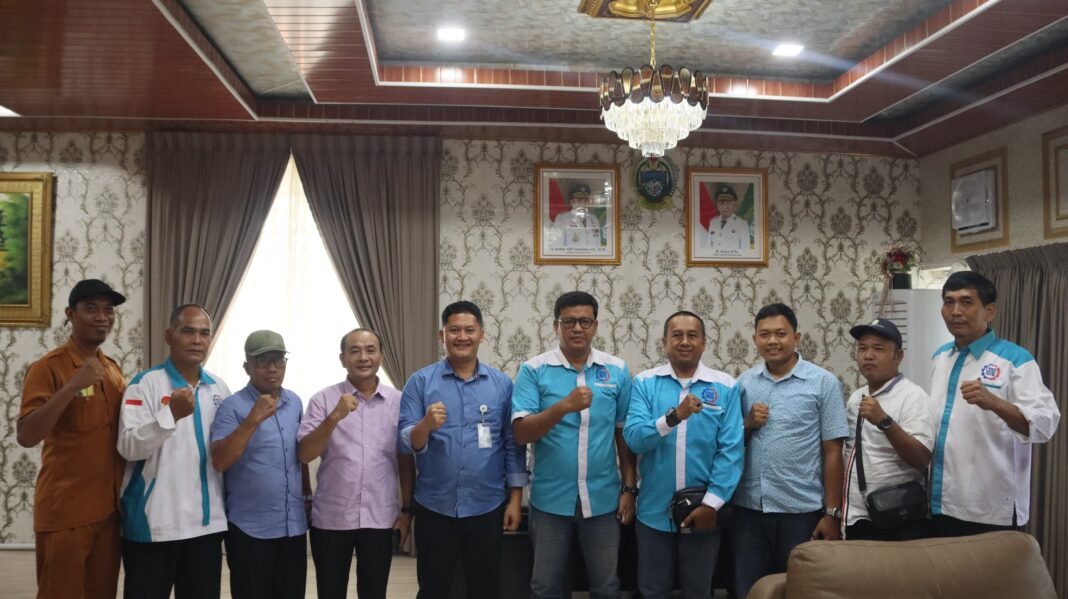 SBNI Sumut Temu Kadisnaker, Soroti Pengawasan Normatif & Jamsos Buruh di Sumut SBNI Sumut Temu Kadisnaker, Soroti Pengawasan Normatif & Jamsos Buruh di Sumut