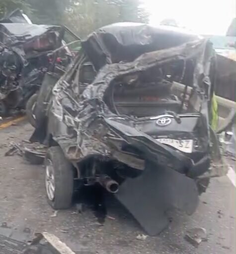 Tabrakan Maut Secara Beruntun 6 Mobil di Sibolangit, Kendaraan Rusak Parah Tabrakan Maut Secara Beruntun 6 Mobil di Sibolangit, Kendaraan Rusak Parah