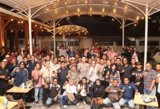 Kapolres Indramayu Gelar Coffee Gathering Bersama Puluhan Insan Media Kapolres Indramayu Gelar Coffee Gathering Bersama Puluhan Insan Media