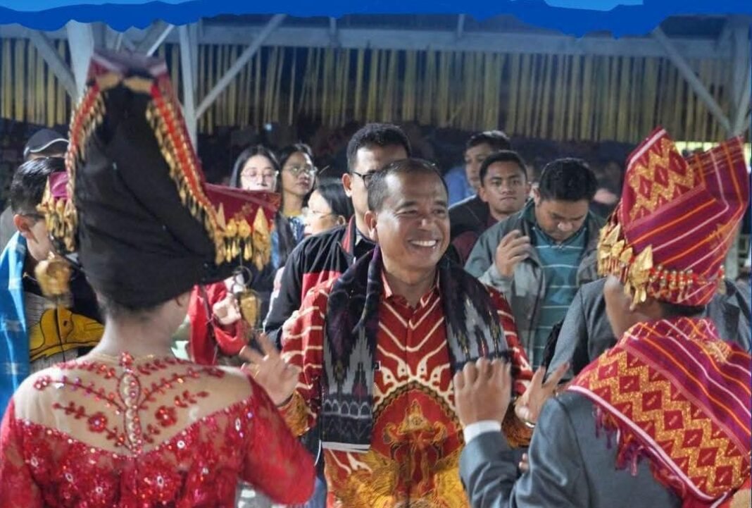 Bupati Karo dan Wakil Bupati Hadiri Kerja Tahun di Desa Suka Mbayak dan Desa Suka Sipilihen Bupati Karo dan Wakil Bupati Hadiri Kerja Tahun di Desa Suka Mbayak dan Desa Suka Sipilihen