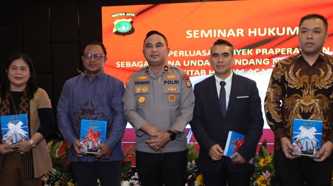 Polda Metro Jaya Gelar Seminar Hukum Bahas Perluasan Objek Praperadilan dalam KUHAP Baru Polda Metro Jaya Gelar Seminar Hukum Bahas Perluasan Objek Praperadilan dalam KUHAP Baru