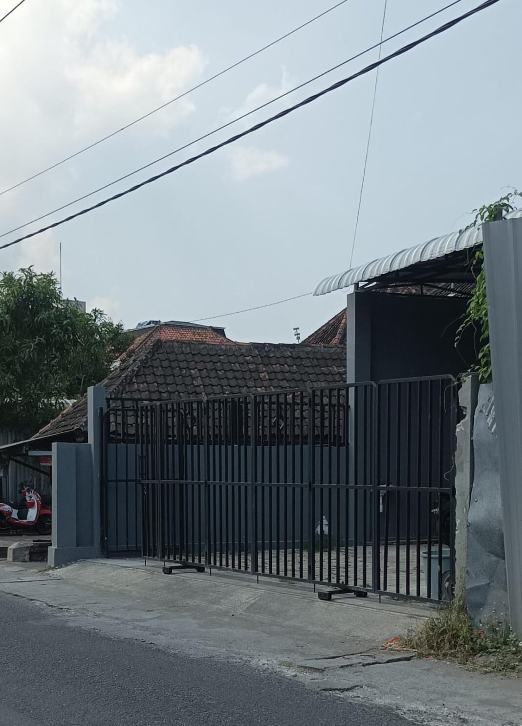Peredaran Miras di Tulungagung Sulit Dibendung, Outlet Baru Beroperasi 2 Bulan Tanpa Izin di Tengah Kota Peredaran Miras di Tulungagung Sulit Dibendung, Outlet Baru Beroperasi 2 Bulan Tanpa Izin di Tengah Kota