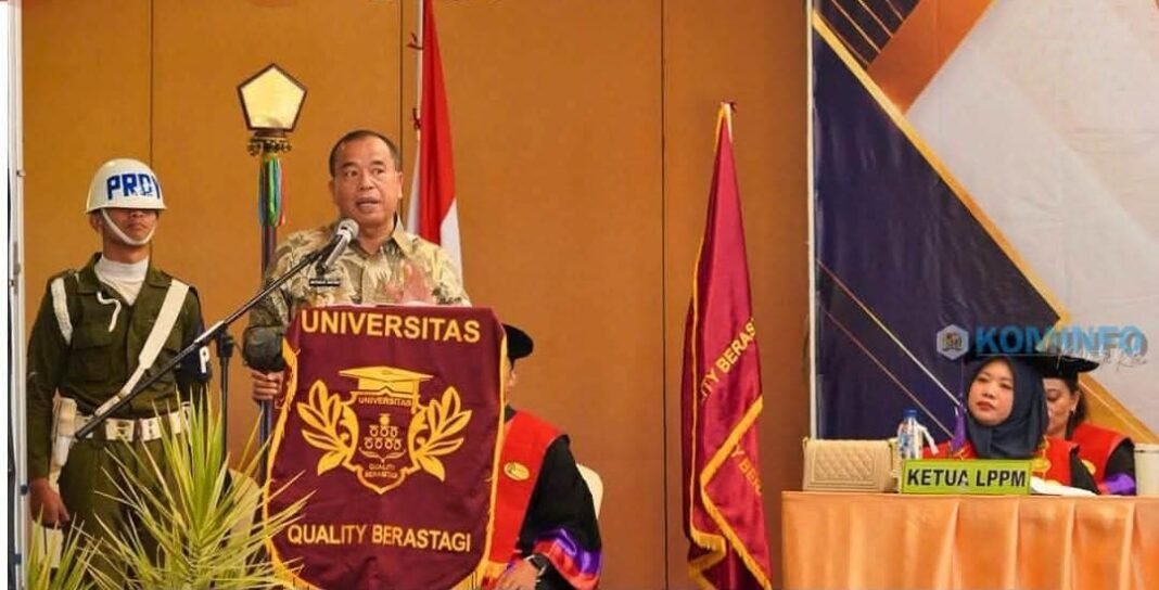 Bupati Karo Dorong Lulusan Universitas Quality Berastagi Jadi Generasi Inovatif dan Berintegritas Bupati Karo Dorong Lulusan Universitas Quality Berastagi Jadi Generasi Inovatif dan Berintegritas