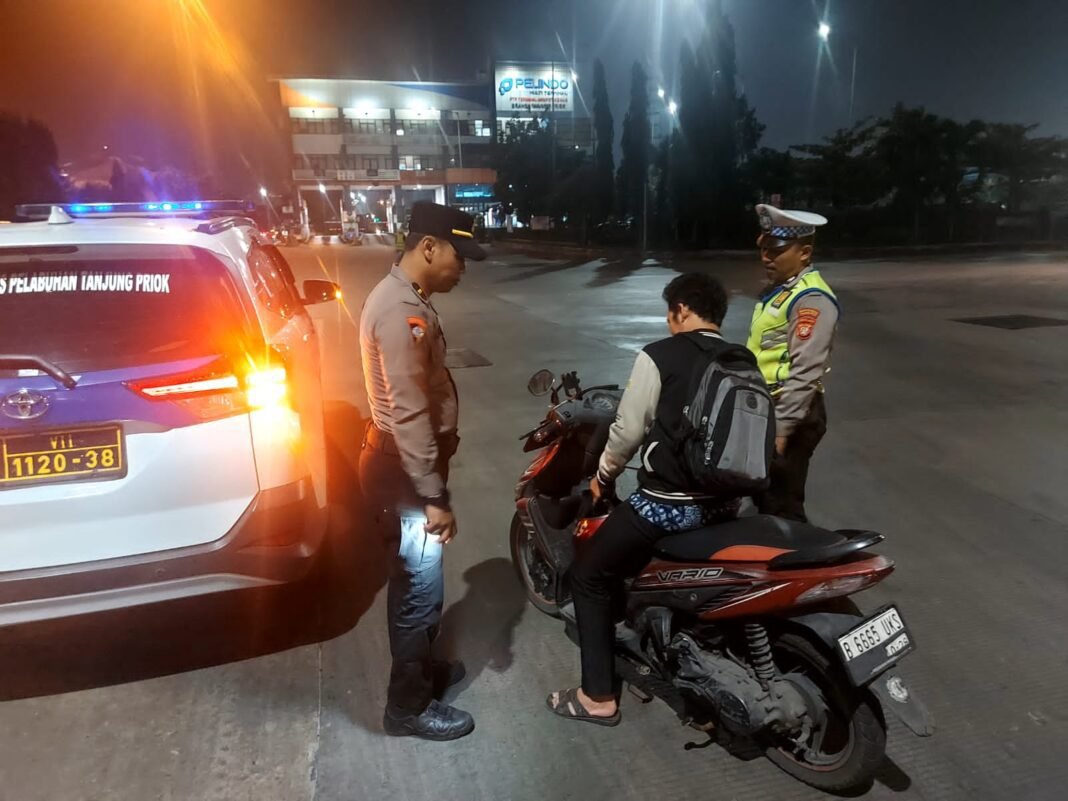 JJOS Patroli Cipta Kondisi Polres Pelabuhan Tanjung Priok JJOS Patroli Cipta Kondisi Polres Pelabuhan Tanjung Priok