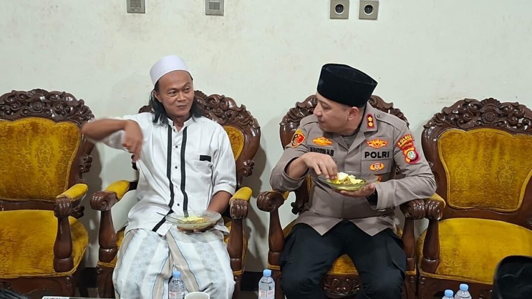 Kapolres Pelabuhan Tanjung Priok Perkuat Sinergi dengan PWI-LS DKI Jakarta Kapolres Pelabuhan Tanjung Priok Perkuat Sinergi dengan PWI-LS DKI Jakarta