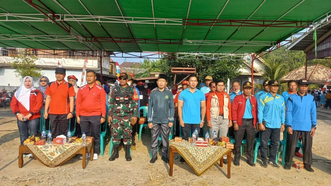 Kapolsek Rambang Pimpin Langsung Pengamanan dan Kegiatan Lomba Gerak Jalan Semarak HUT RI ke-81 Kapolsek Rambang Pimpin Langsung Pengamanan dan Kegiatan Lomba Gerak Jalan Semarak HUT RI ke-81