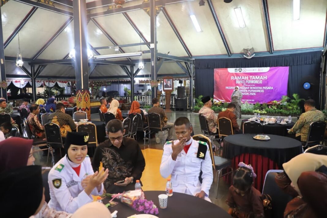 Paskibraka, Dapatkan Apresiasi Tinggi Dari Bupati Purworejo. Bekal Menjadi Generasi Berprestasi Paskibraka, Dapatkan Apresiasi Tinggi Dari Bupati Purworejo. Bekal Menjadi Generasi Berprestasi
