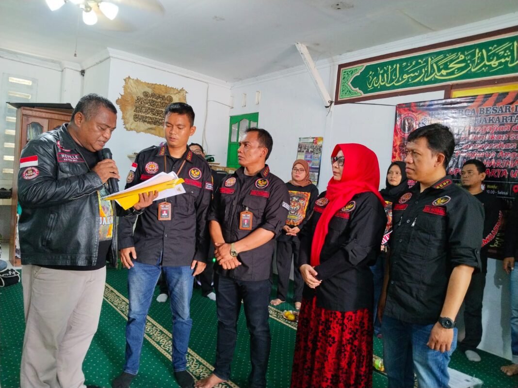 DARI DOA MENUJU AKSI: LSM HARIMAU DPW DKI JAKARTA KUKUHKAN KEPENGURUSAN DPC JAKARTA UTARA DARI DOA MENUJU AKSI: LSM HARIMAU DPW DKI JAKARTA KUKUHKAN KEPENGURUSAN DPC JAKARTA UTARA