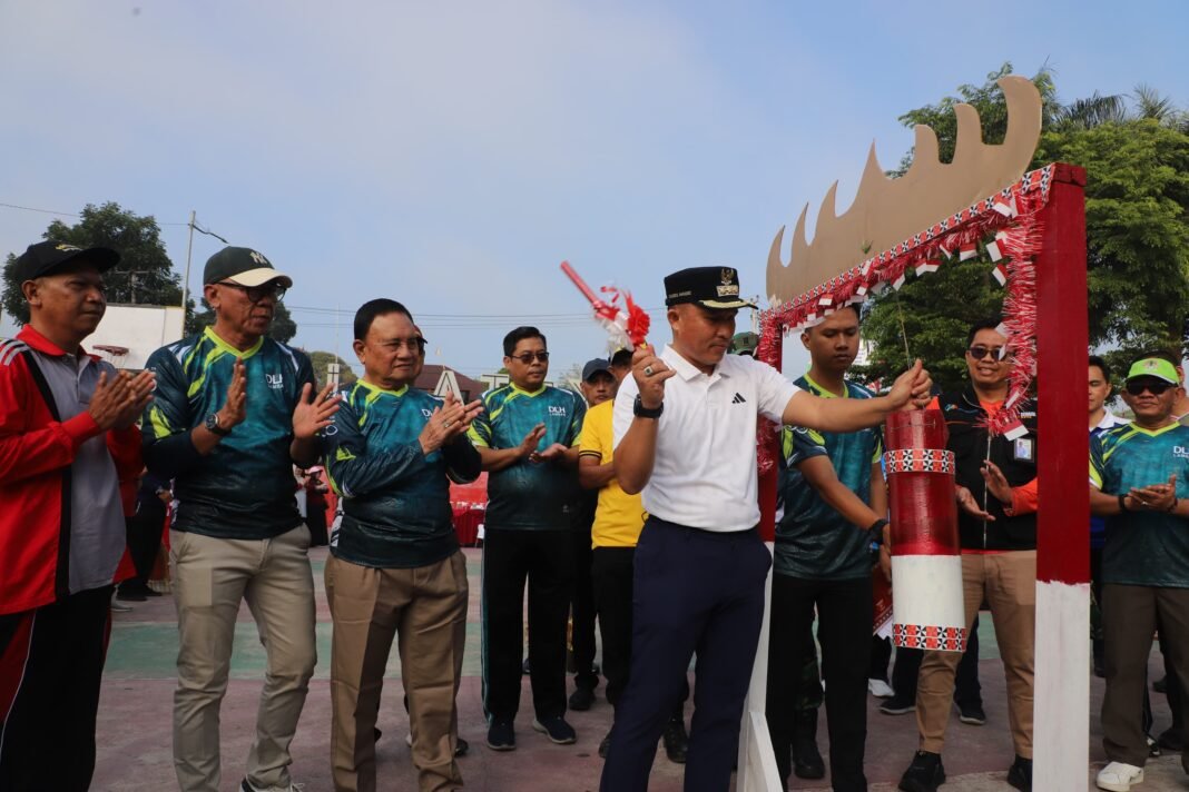 Parosil Mabsus Canangkan Gerakan Asri, Gotong Royong Digelar Serentak Hingga ke Pekon. Parosil Mabsus Canangkan Gerakan Asri, Gotong Royong Digelar Serentak Hingga ke Pekon.