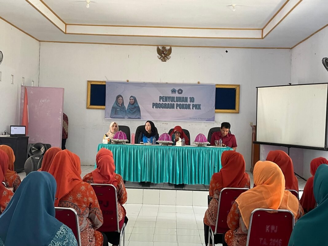Lewat Penyuluhan 10 Program PKK,TP PKK Bantaeng Dorong Masyarakat Waspada Penipuan Digital Lewat Penyuluhan 10 Program PKK,TP PKK Bantaeng Dorong Masyarakat Waspada Penipuan Digital