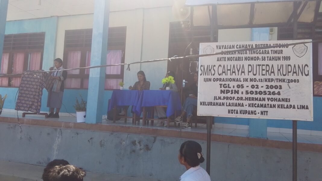 Memperingati HUT RI ke-81 SMA Eltari dan SMK Cahaya Putra menggelar Lomba Pidato antar Siswa Memperingati HUT RI ke-81 SMA Eltari dan SMK Cahaya Putra menggelar Lomba Pidato antar Siswa