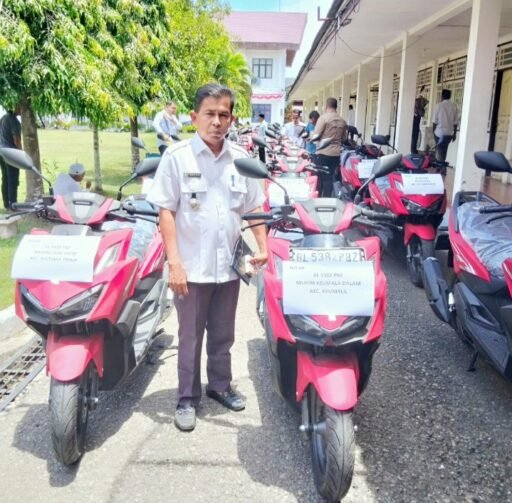 Camat Peukan Baro Apresiasi Bupati Pidie Serahkan Kendaraan Dinas untuk Imum Mukim | Kompas.sbs Camat Peukan Baro Apresiasi Bupati Pidie Serahkan Kendaraan Dinas untuk Imum Mukim | Kompas.sbs