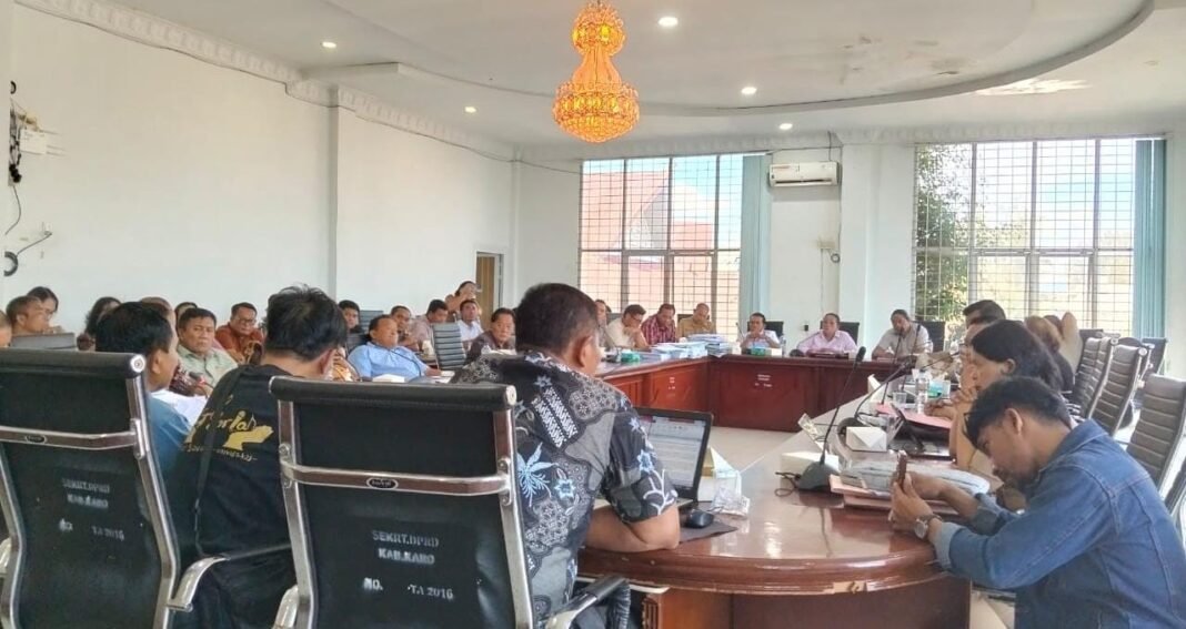 2 Miliar Dana CSR ke SMA BINA KASIH Disoal di RDP ! Pihak Perusahaan Diminta Dihadirkan Pada RDP Lanjutan 2 Miliar Dana CSR ke SMA BINA KASIH Disoal di RDP ! Pihak Perusahaan Diminta Dihadirkan Pada RDP Lanjutan