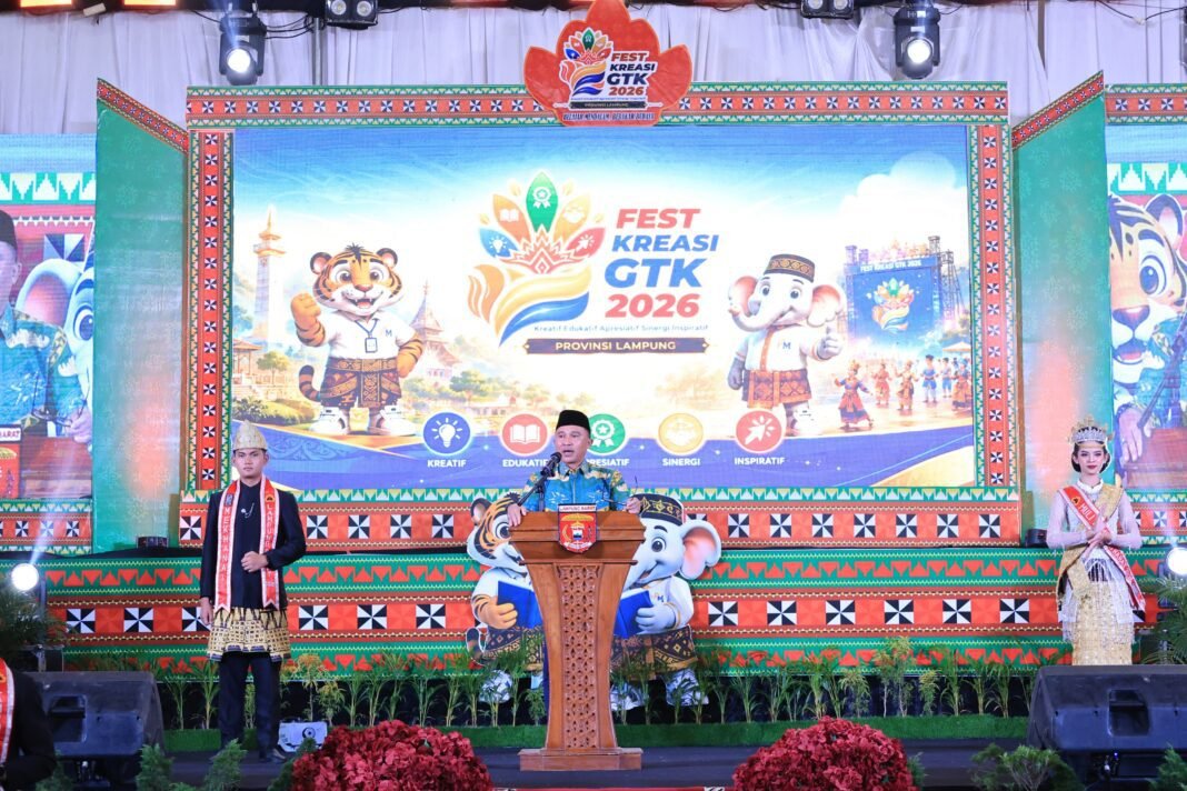 Ringankan Beban Orang Tua, Kabupaten Lampung Barat Kembali Bagikan Seragam Sekolah Gratis. Ringankan Beban Orang Tua, Kabupaten Lampung Barat Kembali Bagikan Seragam Sekolah Gratis.