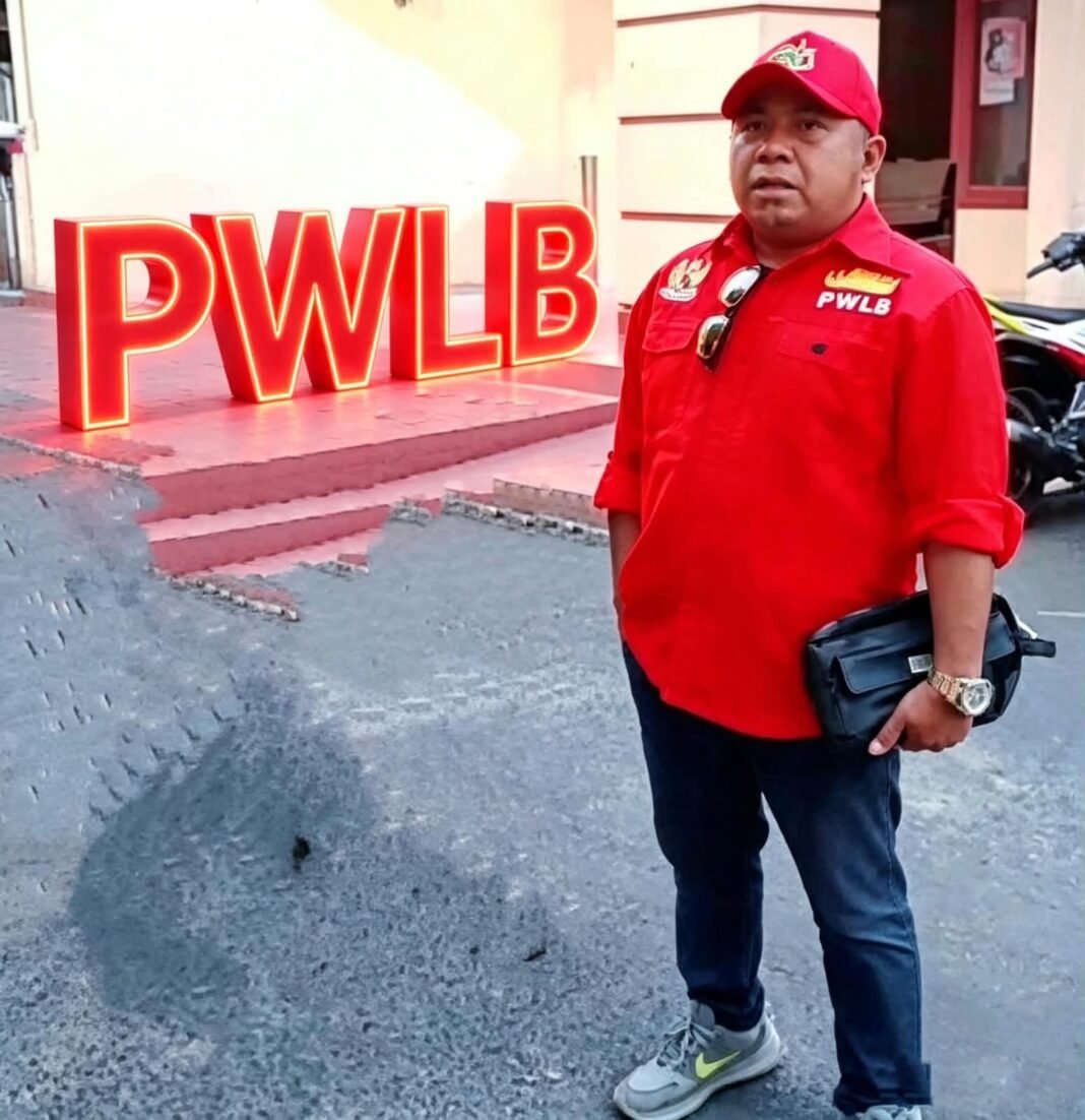 Ketua Umum PWLB Apresiasi Program Seragam Sekolah Gratis Pemkab Lampung Barat Ketua Umum PWLB Apresiasi Program Seragam Sekolah Gratis Pemkab Lampung Barat