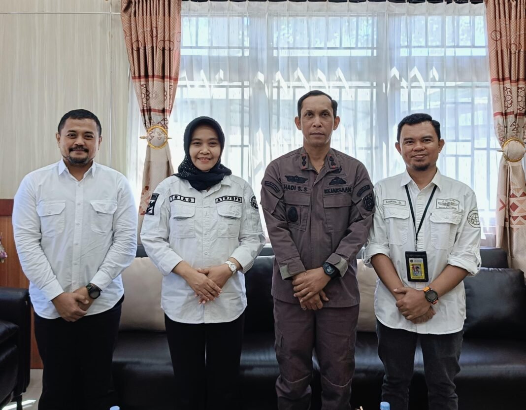 Kepala Kantor Pertanahan Kab.Bantaeng Sampaikan Ucapan Selamat Hari Lahir Kejaksaan RI ke-81 Kepala Kantor Pertanahan Kab.Bantaeng Sampaikan Ucapan Selamat Hari Lahir Kejaksaan RI ke-81