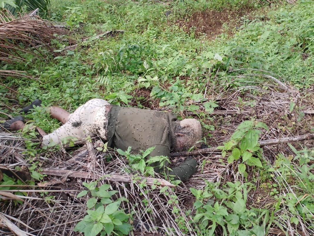 Miris! Mayat Petani Langkat Ditemukan di Ladang Sawit dalam Kondisi Membusuk, Tangan Kanan Putus Miris! Mayat Petani Langkat Ditemukan di Ladang Sawit dalam Kondisi Membusuk, Tangan Kanan Putus