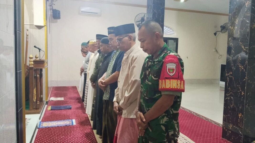 Kedekatan TNI-Rakyat di Gowa Terpatri Nyata Lewat Kegiatan Safari Subuh Kedekatan TNI-Rakyat di Gowa Terpatri Nyata Lewat Kegiatan Safari Subuh