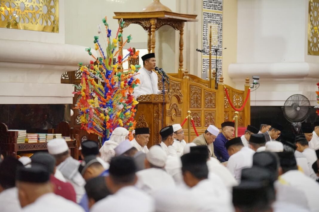 Hadiri Maulid Akbar 1448 H, Bupati Bantaeng Tekankan Pentingnya Dzikir, Doa dan Ukhuwah Hadiri Maulid Akbar 1448 H, Bupati Bantaeng Tekankan Pentingnya Dzikir, Doa dan Ukhuwah