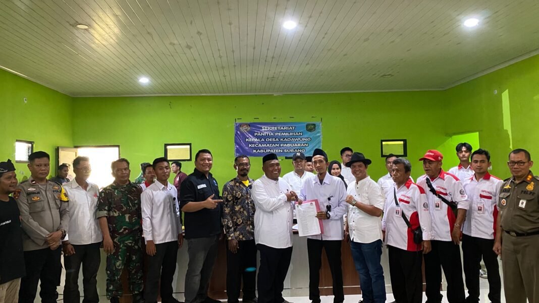 Ratusan Simpatisan H.Rosman Suganda Mengantar Pendaftaran Pilkades Optimis, Melanjutkan Kepala Desa Kadawung Ratusan Simpatisan H.Rosman Suganda Mengantar Pendaftaran Pilkades Optimis, Melanjutkan Kepala Desa Kadawung