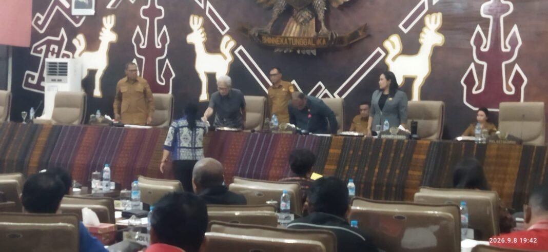 Fraksi Demokrat DPRD NTT Tegaskan 13 Rekomendasi untuk Perbaikan APBD Perubahan 2026 Fraksi Demokrat DPRD NTT Tegaskan 13 Rekomendasi untuk Perbaikan APBD Perubahan 2026
