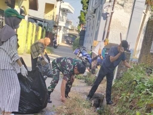 Sinergi TNI, Mahasiswa KKN UIN, dan Warga Gowa Bersatu Wujudkan Lingkungan Bersih Lewat Karya Bakti Sinergi TNI, Mahasiswa KKN UIN, dan Warga Gowa Bersatu Wujudkan Lingkungan Bersih Lewat Karya Bakti