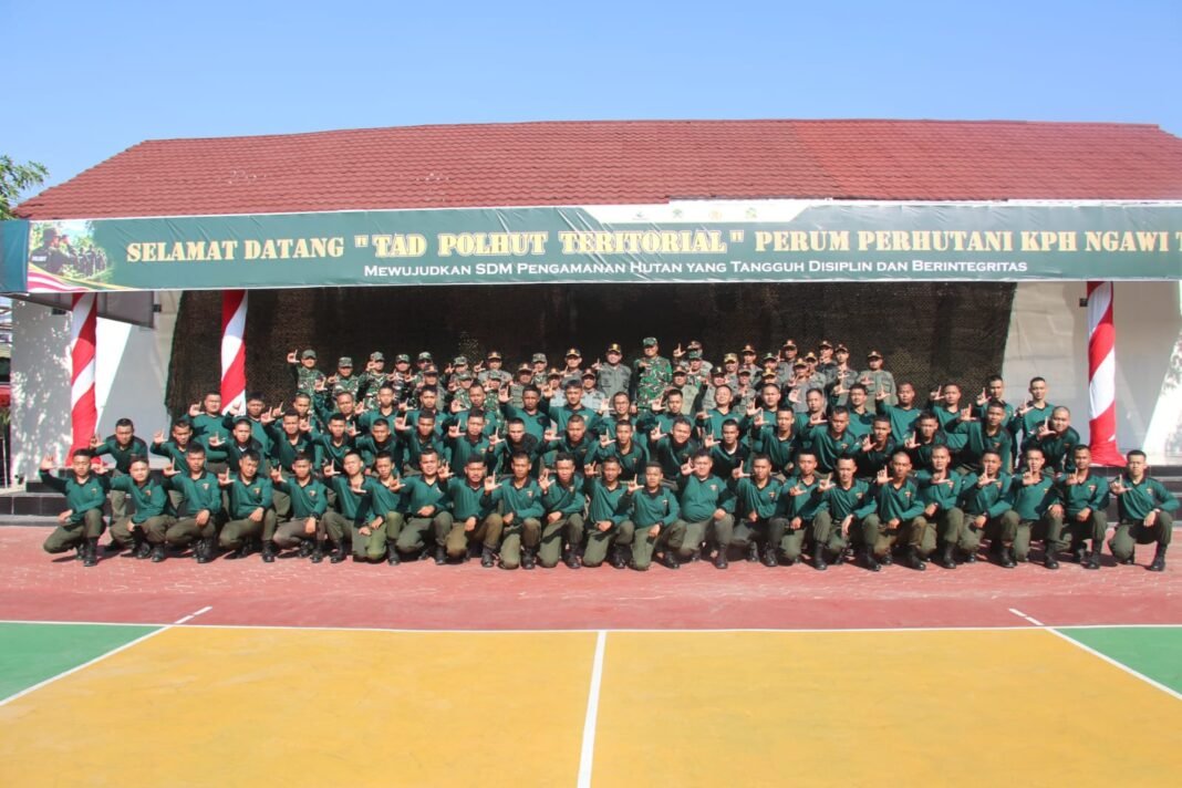 Sambut HUT ke-81 TNI, Kodim 0805/Ngawi Gelar Karya Bakti Penanaman Pohon Sambut HUT ke-81 TNI, Kodim 0805/Ngawi Gelar Karya Bakti Penanaman Pohon