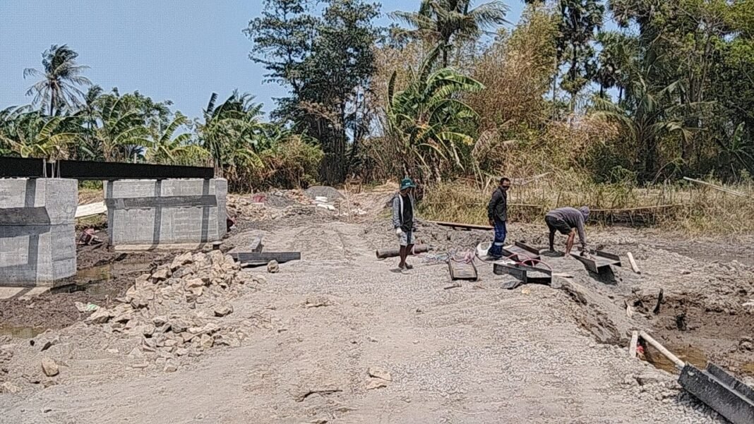 Akselerasi Pembangunan Jembatan Beton Sungai Jatia di Gowa Tunjukkan Progres Positif Akselerasi Pembangunan Jembatan Beton Sungai Jatia di Gowa Tunjukkan Progres Positif