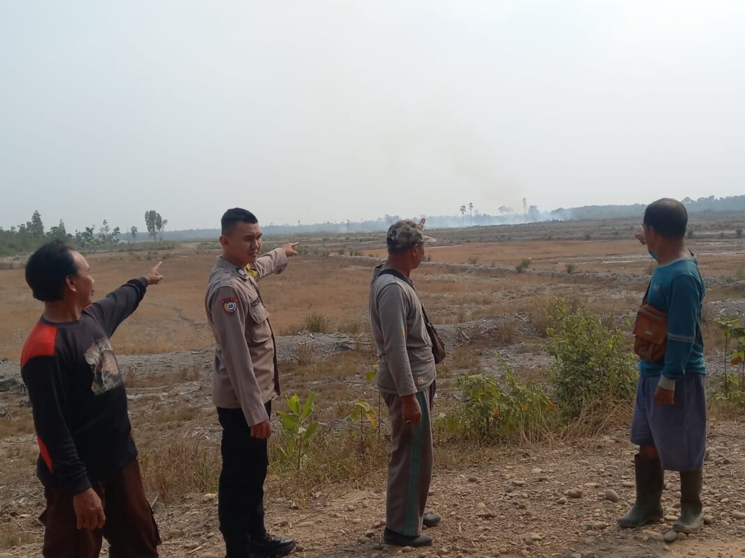 Polsek Lembak Verifikasi Hotspot BRIN di Lahan Cetak Sawah Desa Petanang Polsek Lembak Verifikasi Hotspot BRIN di Lahan Cetak Sawah Desa Petanang