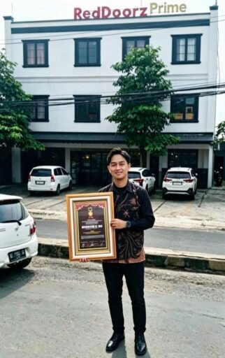 HUT ke-4 PWDPI, Raja Hostel Syariah Raih Penghargaan Penginapan Syariah Terbaik Berpredikat Sustainability HUT ke-4 PWDPI, Raja Hostel Syariah Raih Penghargaan Penginapan Syariah Terbaik Berpredikat Sustainability