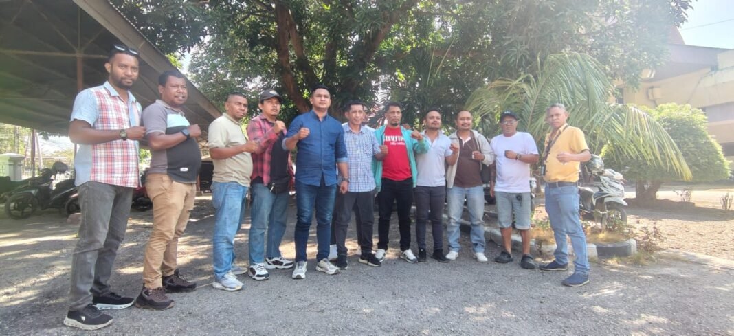 Forum Wartawan NTT Beri Ultimatum 2×24 Jam kepada Kapolda soal Sengketa Pers di TTU Forum Wartawan NTT Beri Ultimatum 2×24 Jam kepada Kapolda soal Sengketa Pers di TTU