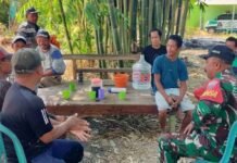 Cegah Kebakaran dan Jaga Keamanan Lingkungan, Pemdes dan Babinsa Kalebarembeng Gelar Komsos