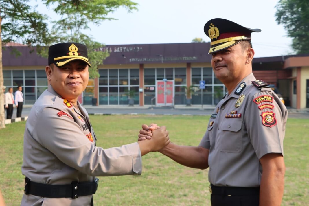 Naik Pangkat Pengabdian, AKP RTM Situmorang Resmi Sandang Pangkat KOMPOL Naik Pangkat Pengabdian, AKP RTM Situmorang Resmi Sandang Pangkat KOMPOL
