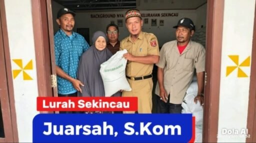 Musim Paceklik, Juarsah Pastikan Bantuan Beras Tersalurkan kepada 753 KPM Musim Paceklik, Juarsah Pastikan Bantuan Beras Tersalurkan kepada 753 KPM