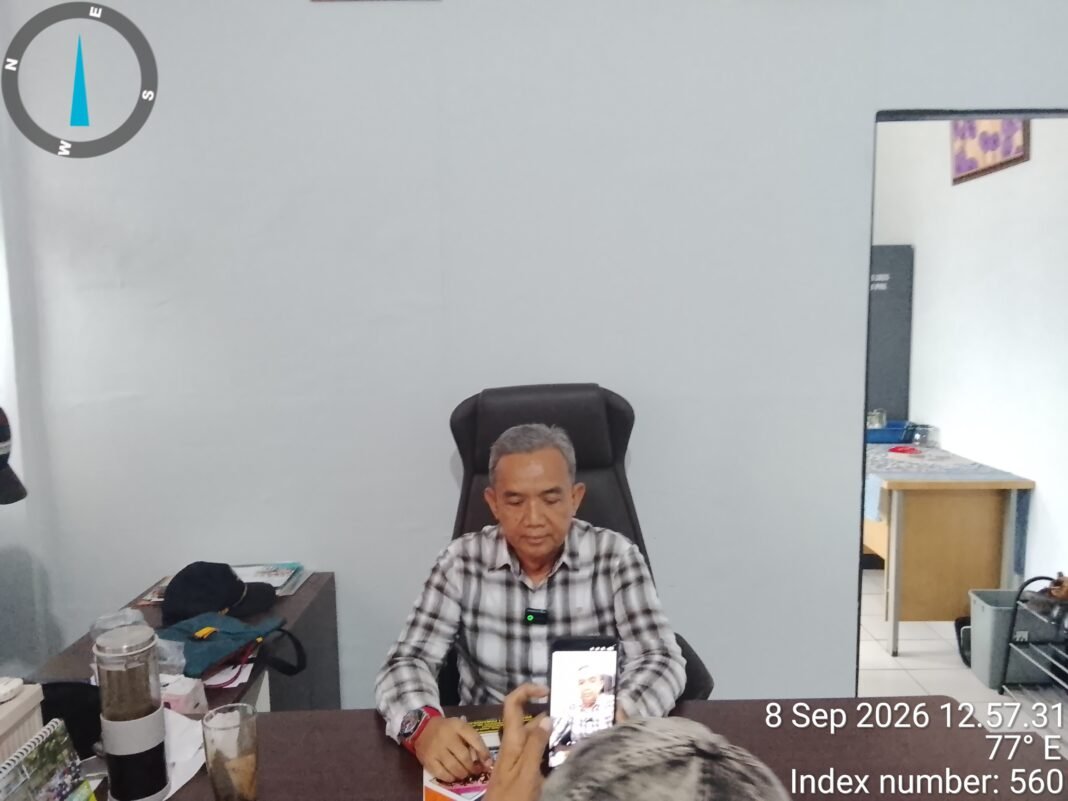 Kepala Sekolah SMAN1 Pamanukan Drs Edi Meminta Maaf Terkait Viralnya Kasus Di Sekolah Kepala Sekolah SMAN1 Pamanukan Drs Edi Meminta Maaf Terkait Viralnya Kasus Di Sekolah
