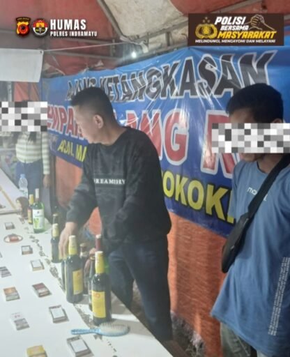 Polsek Kedokanbunder Amankan Minuman Beralkohol Dari Lapak Permainan Pasar Malam Polsek Kedokanbunder Amankan Minuman Beralkohol Dari Lapak Permainan Pasar Malam