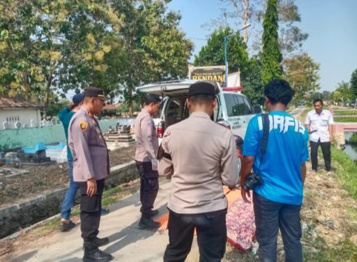 Polisi Periksa 7 Saksi dan 5 Orang Diduga Terlibat Kematian Pria di Juntinyuat Indramayu Polisi Periksa 7 Saksi dan 5 Orang Diduga Terlibat Kematian Pria di Juntinyuat Indramayu