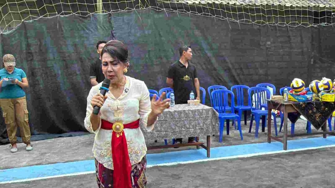 Serap Aspirasi Anak Muda, Tutik Kusuma Wardhani Dukung Turnamen Bola Voli Desa Seraya Serap Aspirasi Anak Muda, Tutik Kusuma Wardhani Dukung Turnamen Bola Voli Desa Seraya
