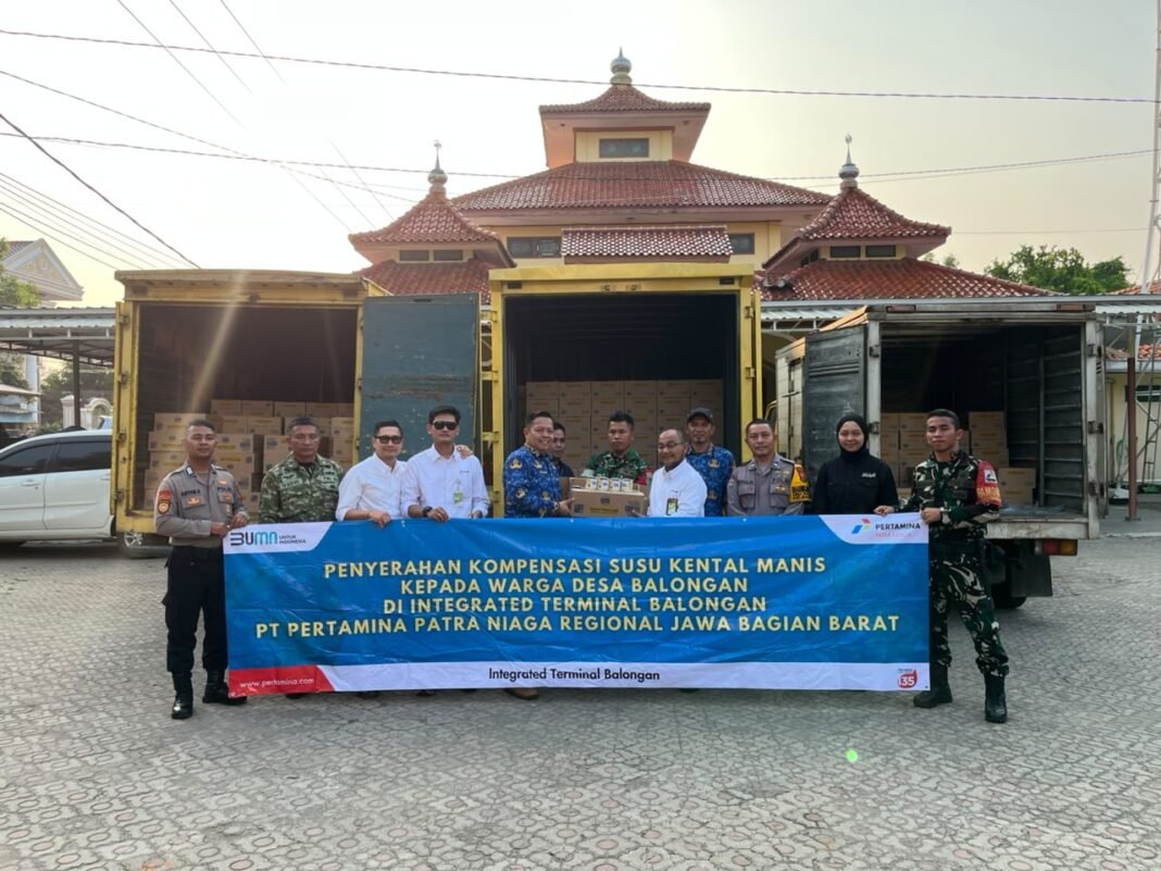 PT Pertamina Integrated Balongan Salurkan Bantuan Susu, Kades Balongan Apresiasi Kepedulian kepada Warga PT Pertamina Integrated Balongan Salurkan Bantuan Susu, Kades Balongan Apresiasi Kepedulian kepada Warga