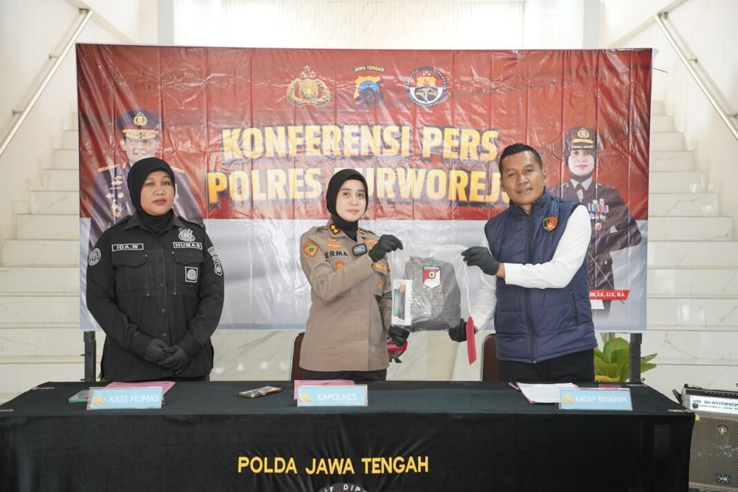 Polres Purworejo Ungkap Pencurian Di Desa Bragolan, Purwodadi Polres Purworejo Ungkap Pencurian Di Desa Bragolan, Purwodadi