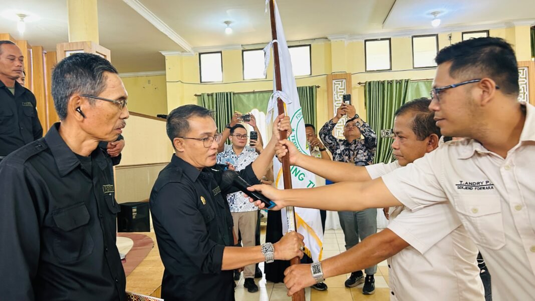 Forwaka Tebing Tinggi Dikukuhkan ! Hendra Syahputra: Pers Harus Akurat, Berimbang dan Terpercaya Forwaka Tebing Tinggi Dikukuhkan ! Hendra Syahputra: Pers Harus Akurat, Berimbang dan Terpercaya