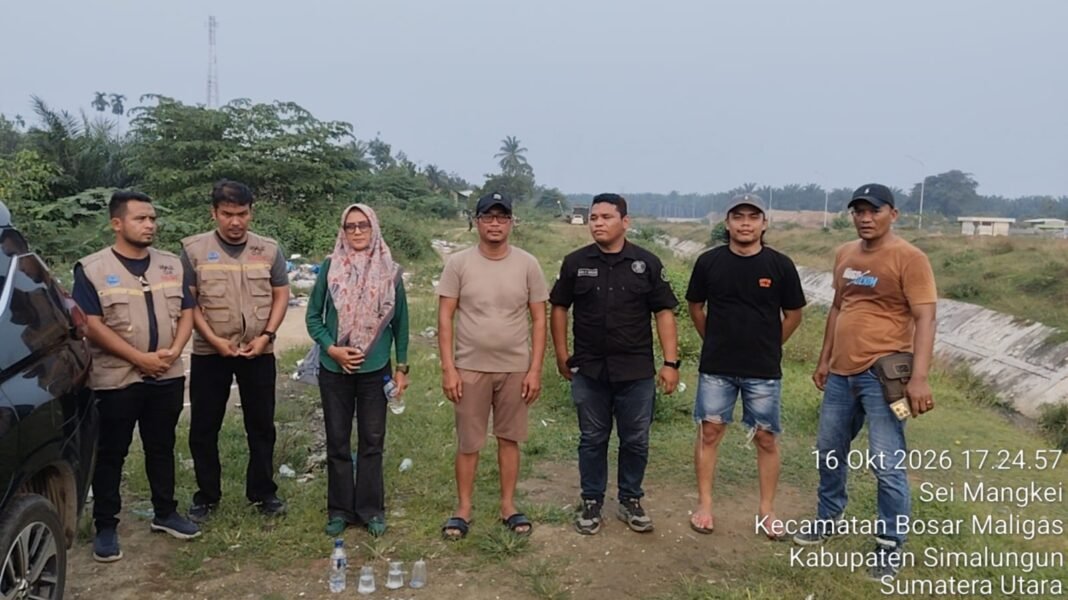 Sat Narkoba dan BNN Simalungun Gerebek Lokasi di Perdagangan I, Warga Diminta Aktif Melapor Sat Narkoba dan BNN Simalungun Gerebek Lokasi di Perdagangan I, Warga Diminta Aktif Melapor