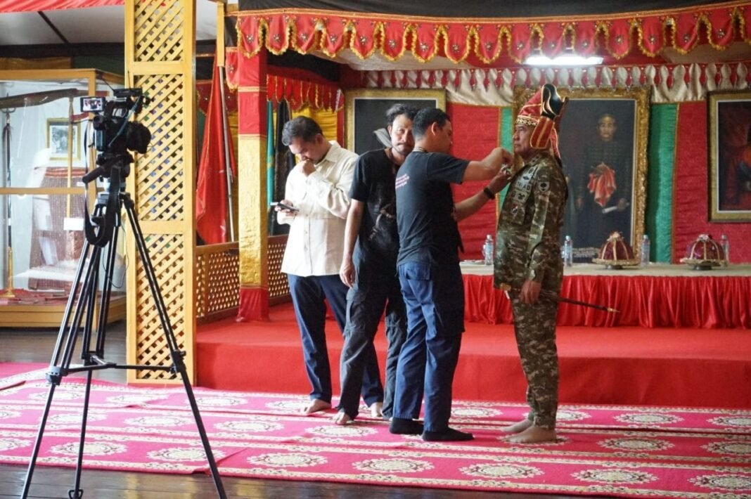 Telusuri Jejak Sejarah Kerajaan Gowa, Pangdam XIV/Hsn Kunjungi Museum Balla Lompoa Telusuri Jejak Sejarah Kerajaan Gowa, Pangdam XIV/Hsn Kunjungi Museum Balla Lompoa