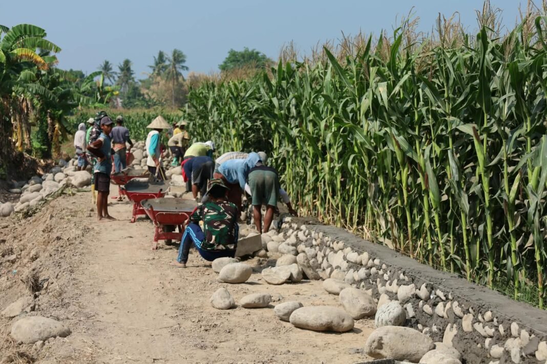 Akselerasi Pembangunan Desa, Satgas TMMD Kodim Gowa Optimis Rampungkan Talud Tepat Waktu Akselerasi Pembangunan Desa, Satgas TMMD Kodim Gowa Optimis Rampungkan Talud Tepat Waktu