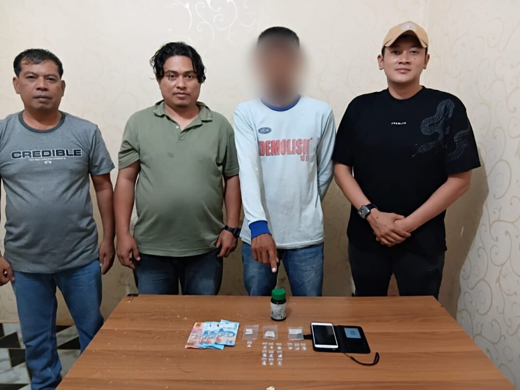 Operasi Sarang Narkoba, Polsek Dolok Batu Nanggar Ringkus Warga Bahung Huluan, Sita Sabu 3,55 Gram Operasi Sarang Narkoba, Polsek Dolok Batu Nanggar Ringkus Warga Bahung Huluan, Sita Sabu 3,55 Gram