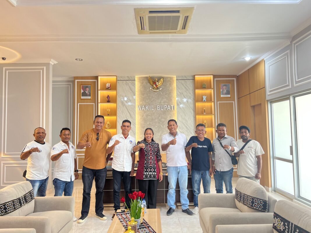 Ketua IMI Rote Ndao Dukung Penuh Gelaran Grasstrack dan Motocross Piala DPD SMSI Rote Ndao Ketua IMI Rote Ndao Dukung Penuh Gelaran Grasstrack dan Motocross Piala DPD SMSI Rote Ndao